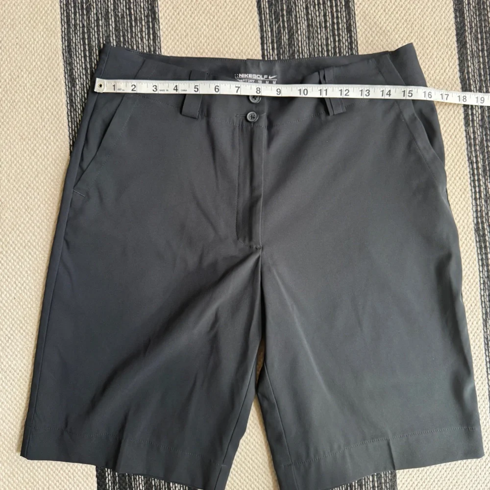 Nike Golf Short‎ Women's Black Performance Fit-Dry Short Size 10